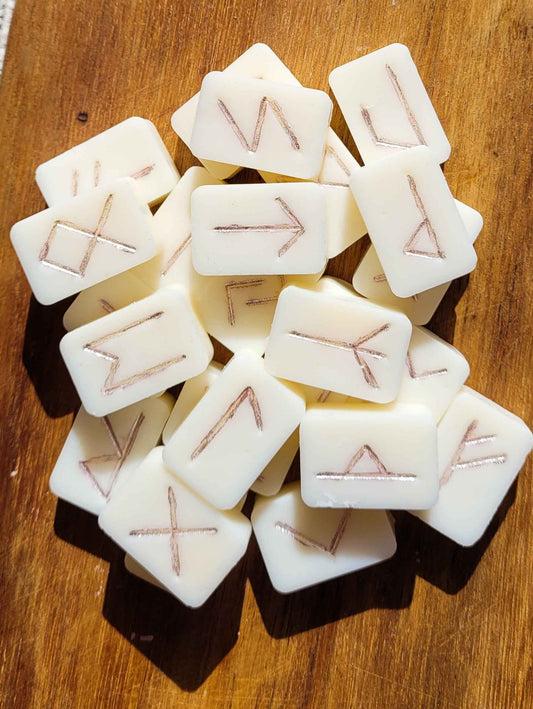 White Lavender Rune Wax Melts